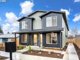 8524 N Endicott Ave Unit 2, Portland, OR 97217