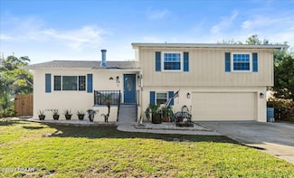 14 Woodlake Dr, Port Orange, FL 32129
