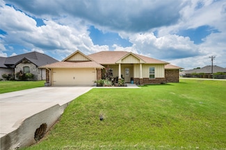 3200 White Horse Dr, Granbury, TX 76049