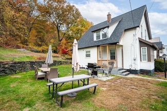 375 Rollstone St, Fitchburg, MA 01420