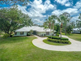 4674 SW Bermuda Way, Palm City, FL 34990