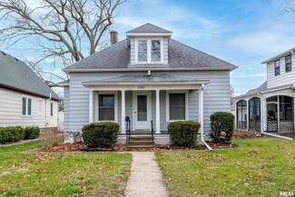 2805 E 18th St, Davenport, IA 52803