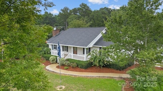 1895 S Arant St, Pageland, SC 29728