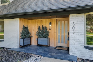 303 Shady Hill Dr, Richardson, TX 75080