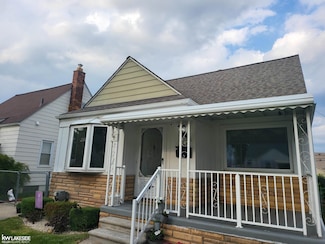 21758 Rausch Ave, Eastpointe, MI 48021