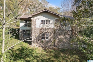 1617 Old Springville Rd, Center Point, AL 35215