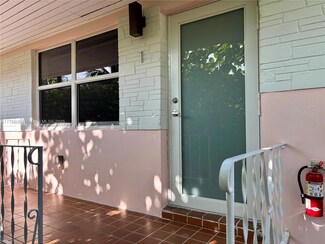 424 NE 64th St Unit 1, Miami, FL 33138