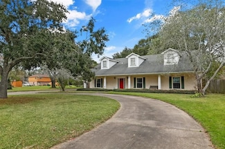 9011 Tavenor Ln, Houston, TX 77075