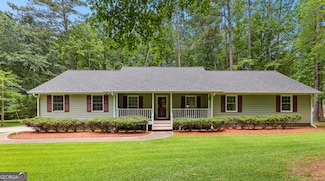 145 Adams Ct, Fayetteville, GA 30214