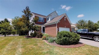 1894 Emerald Dr, Orefield, PA 18069