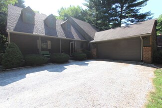 1195 N Saddlebrook Ct, Monticello, IN 47960