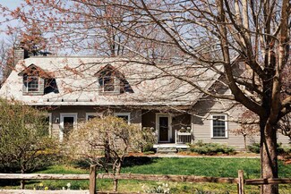 174 Kelady Dr, Shelburne, VT 05482