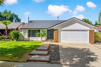 1715 N Oak Knoll Dr, Anaheim, CA 92807