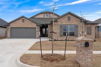 804 Argos Rd, Yukon, OK 73099