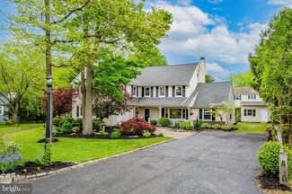 27 Walnut St, Newtown Square, PA 19073