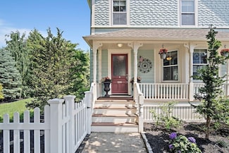 35 Harvard St, Winchester, MA 01890