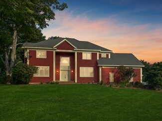 29 Lynbrook Rd, Southborough, MA 01772