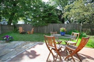 19 Jay St, Somerville, MA 02144