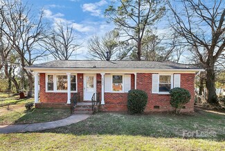 4325 Birkdale Dr, Charlotte, NC 28208