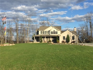 103 Bickerton Ln, Finleyville, PA 15332