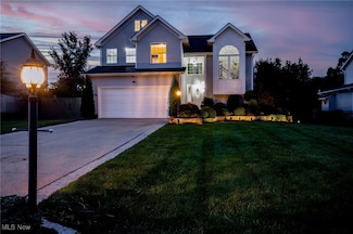 5183 Silver Maple Ln, Medina, OH 44256