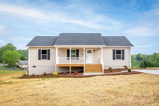 2101 Chester Ave, Morganton, NC 28655