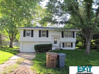 415 Harrison Cir, Bennet, NE 68317