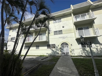 12890 NE 8th Ave Unit 101, North Miami, FL 33161