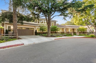 2002 Sunnyview Ln, Mountain View, CA 94040