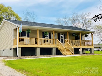 2362 S Bend Rd, Clover, SC 29710