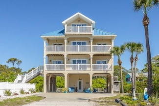 849 W Gulf Beach Dr, Eastpoint, FL 32328