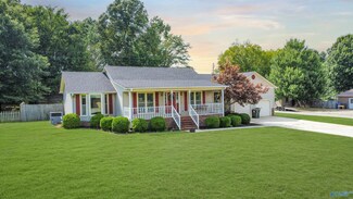 17641 Jeffery St, Athens, AL 35611