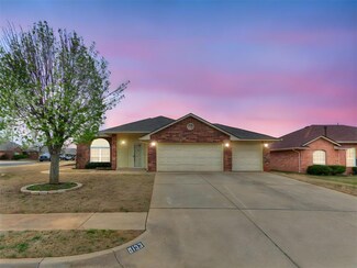 8133 Azurewood Dr, Oklahoma City, OK 73135