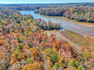 1073 Boyds Mill Pond Rd, Laurens, SC 29360