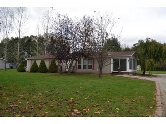 10208 Haubrock Rd, Sunman, IN 47041