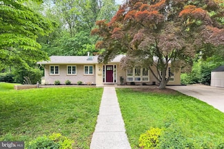 11123 Byrd Ct, Fairfax, VA 22030