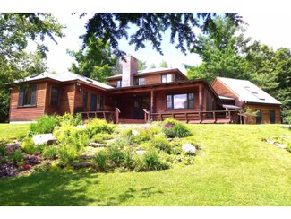 501 Handy Rd, Huntington, VT 05462