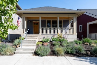 918 E Black Butte Ave, Sisters, OR 97759