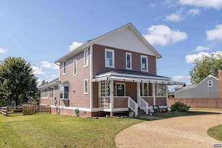 128 West St, Louisa, VA 23093