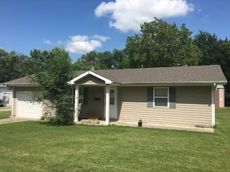 630 N Main St, Nevada, MO 64772