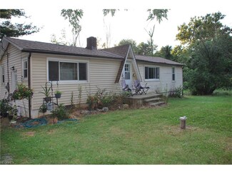 6122 Olde Eight Rd, Peninsula, OH 44264