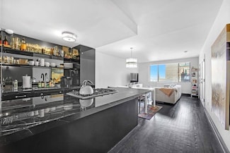 44 E 12th St Unit 9A, New York, NY 10003