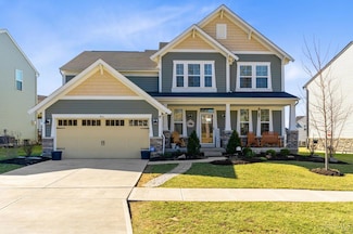 801 Shadow Wood Dr, Lebanon, OH 45036