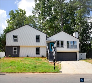 1026 Cedar Forest Ct, Stone Mountain, GA 30083