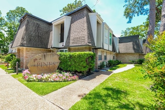 12633 Memorial Dr Unit 14, Houston, TX 77024