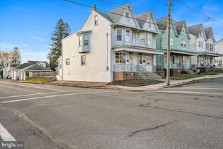 52 S 2nd St, Frackville, PA 17931