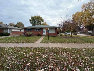 9899 Monroe Blvd, Taylor, MI 48180