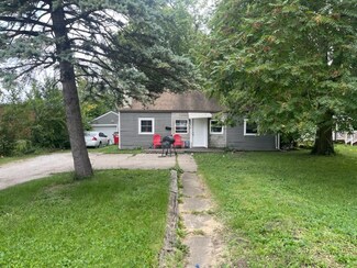 816 N Prospect Ave, Champaign, IL 61820