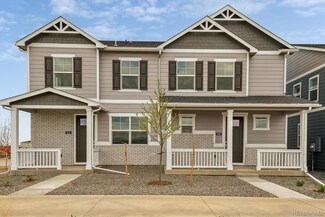 659 Thoroughbred Ln, Johnstown, CO 80534
