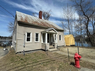29 W Front St, Skowhegan, ME 04976